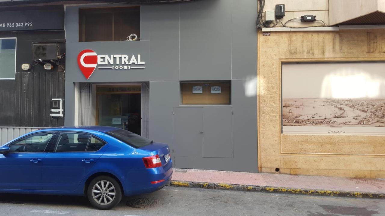Hotel Central Торевиеха Екстериор снимка