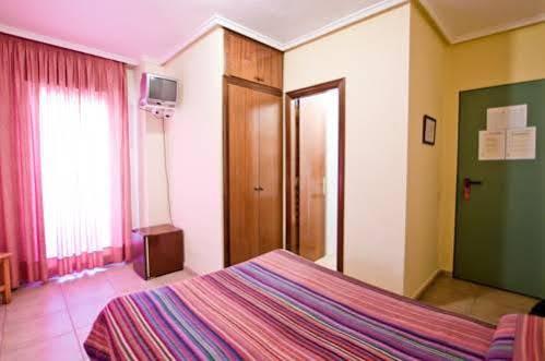Hotel Central Торевиеха Екстериор снимка