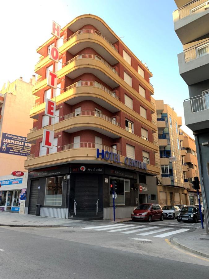 Hotel Central Торевиеха Екстериор снимка