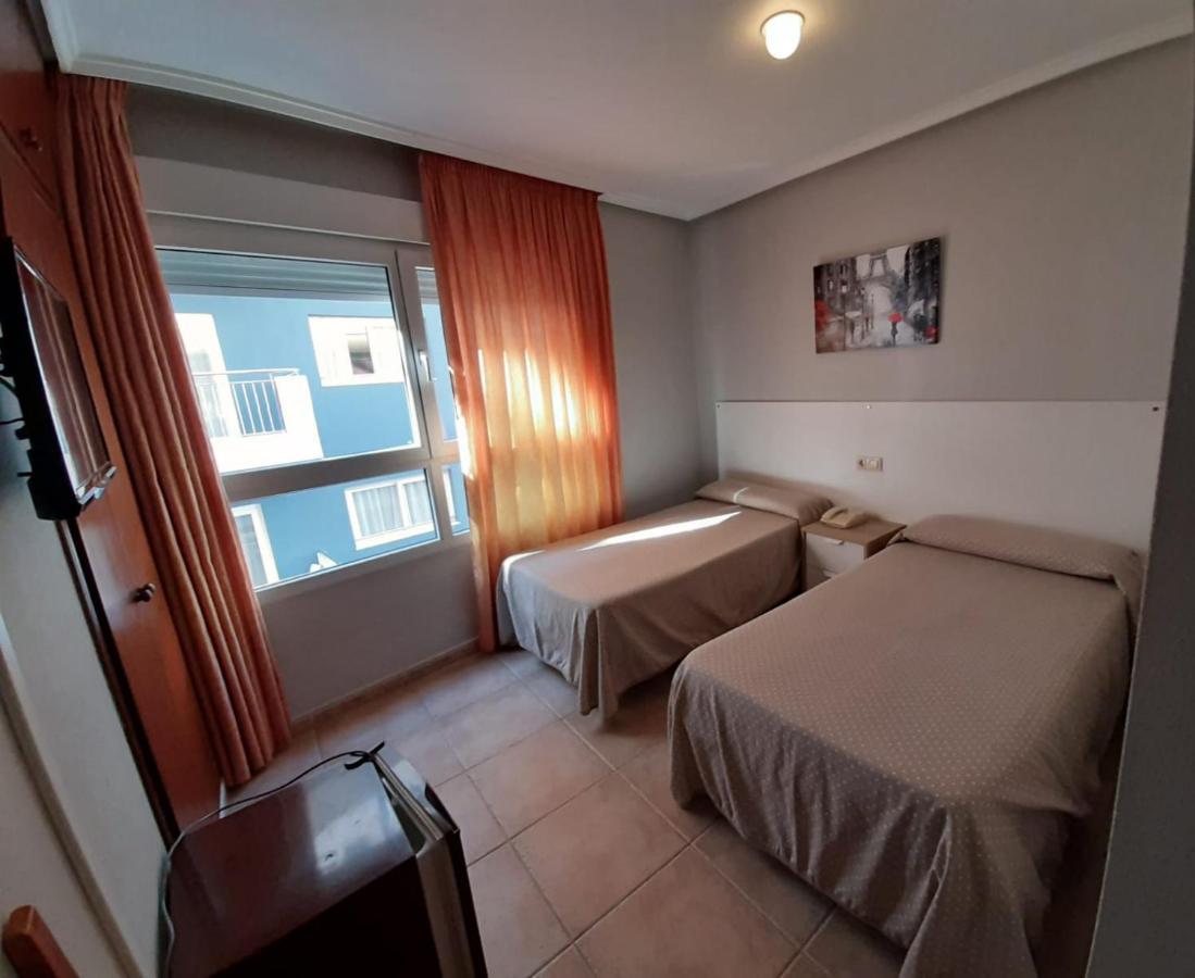 Hotel Central Торевиеха Екстериор снимка