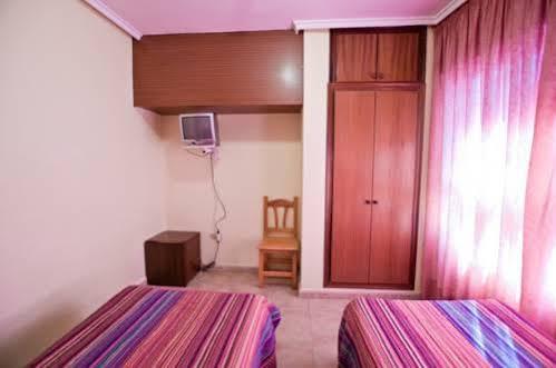 Hotel Central Торевиеха Екстериор снимка