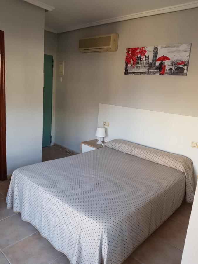 Hotel Central Торевиеха Екстериор снимка